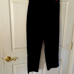 Black capris size 10